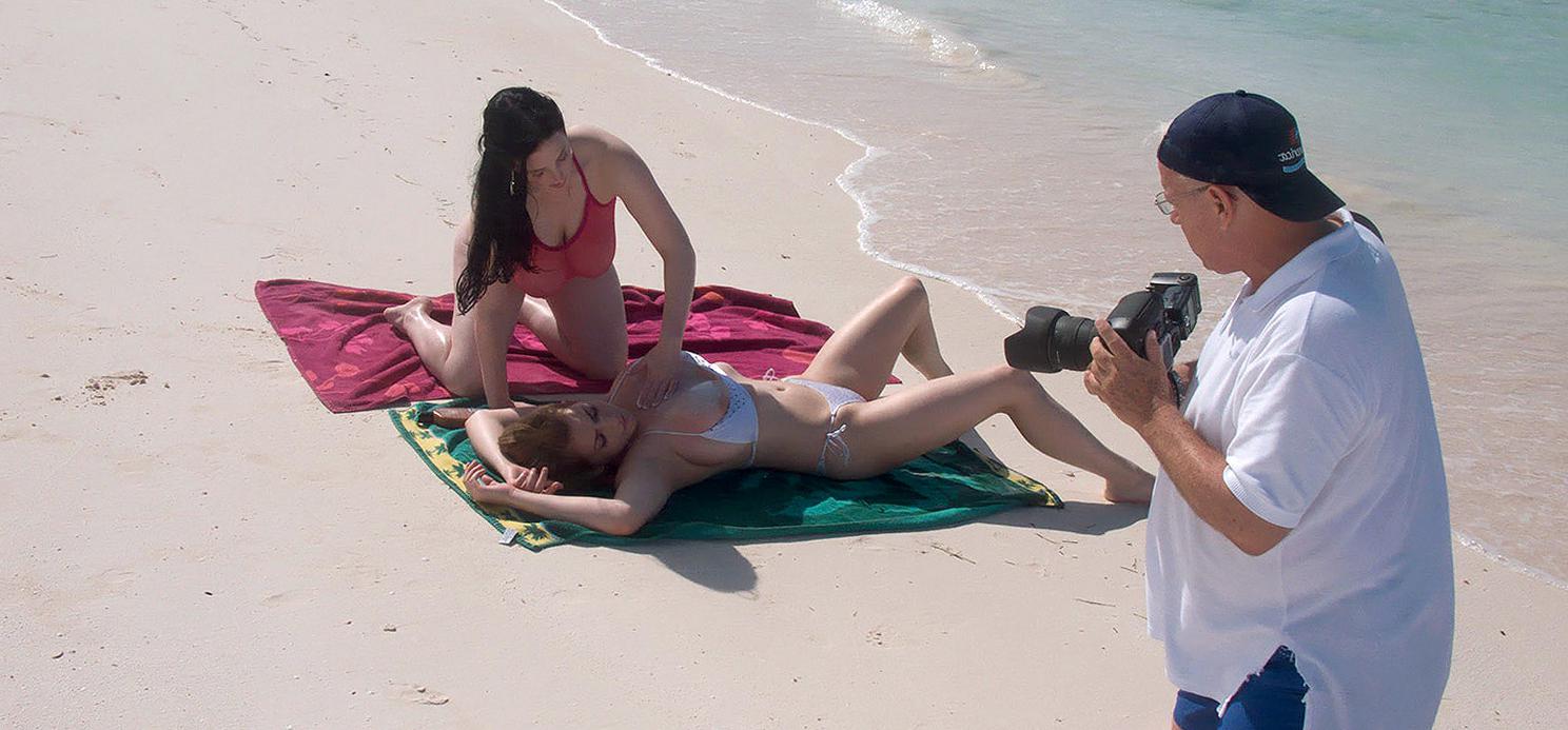 nude photos of my mom